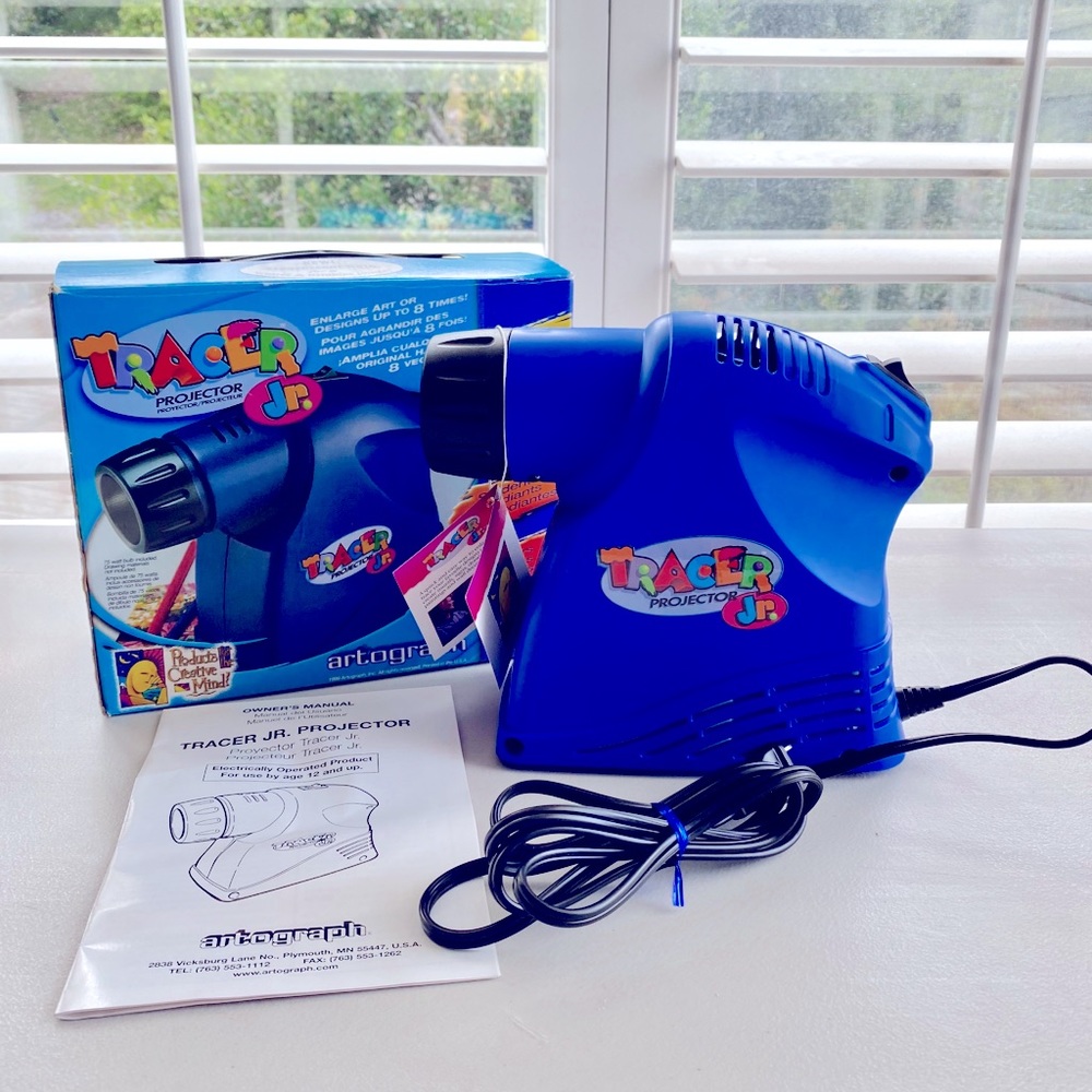 artograph Tracer projector Jr. enlarge art